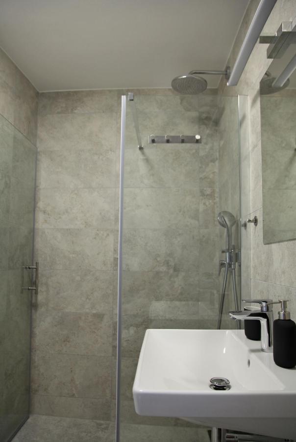 Apartment Jurijana - New 4-Bedroom Triplex With Sauna & Garden 博希尼 外观 照片